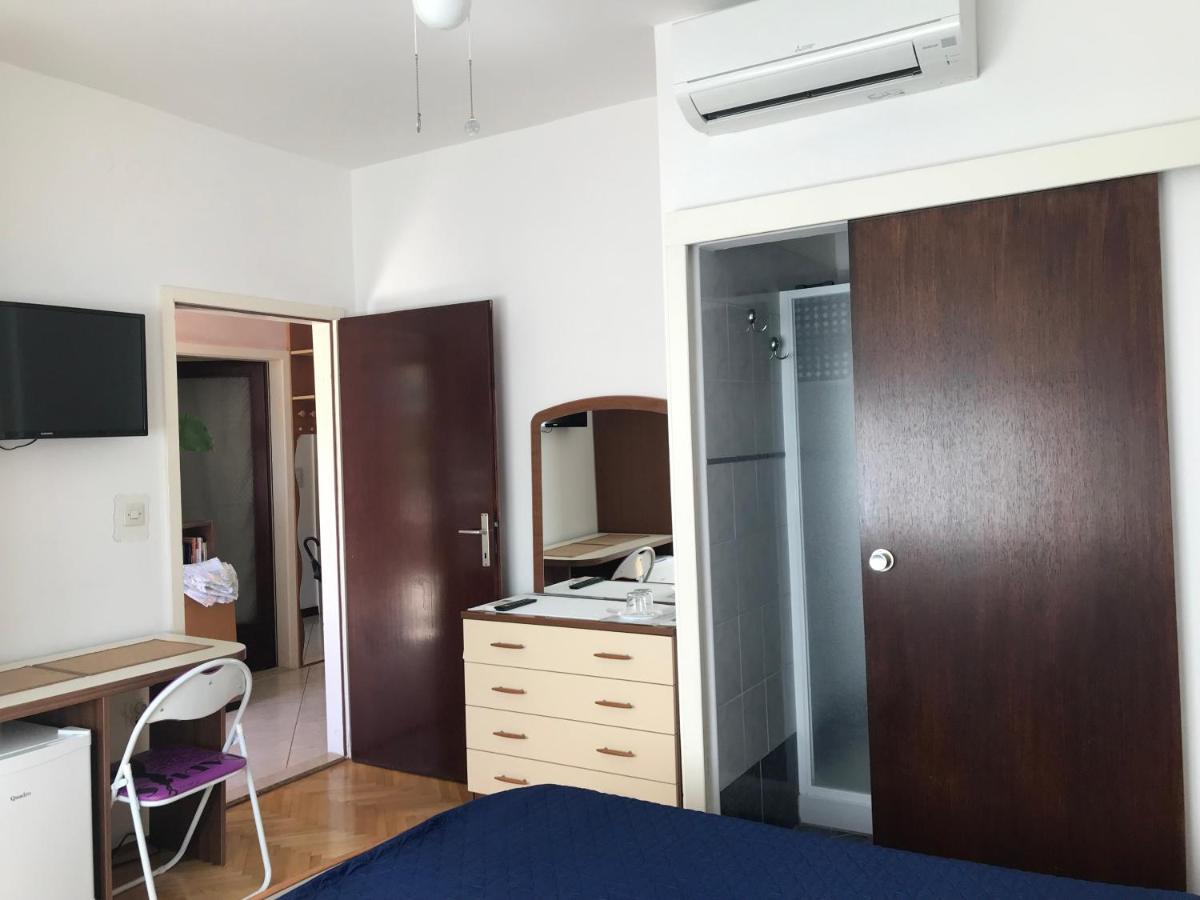 Appartamento Sobe Stefanija Umago Esterno foto